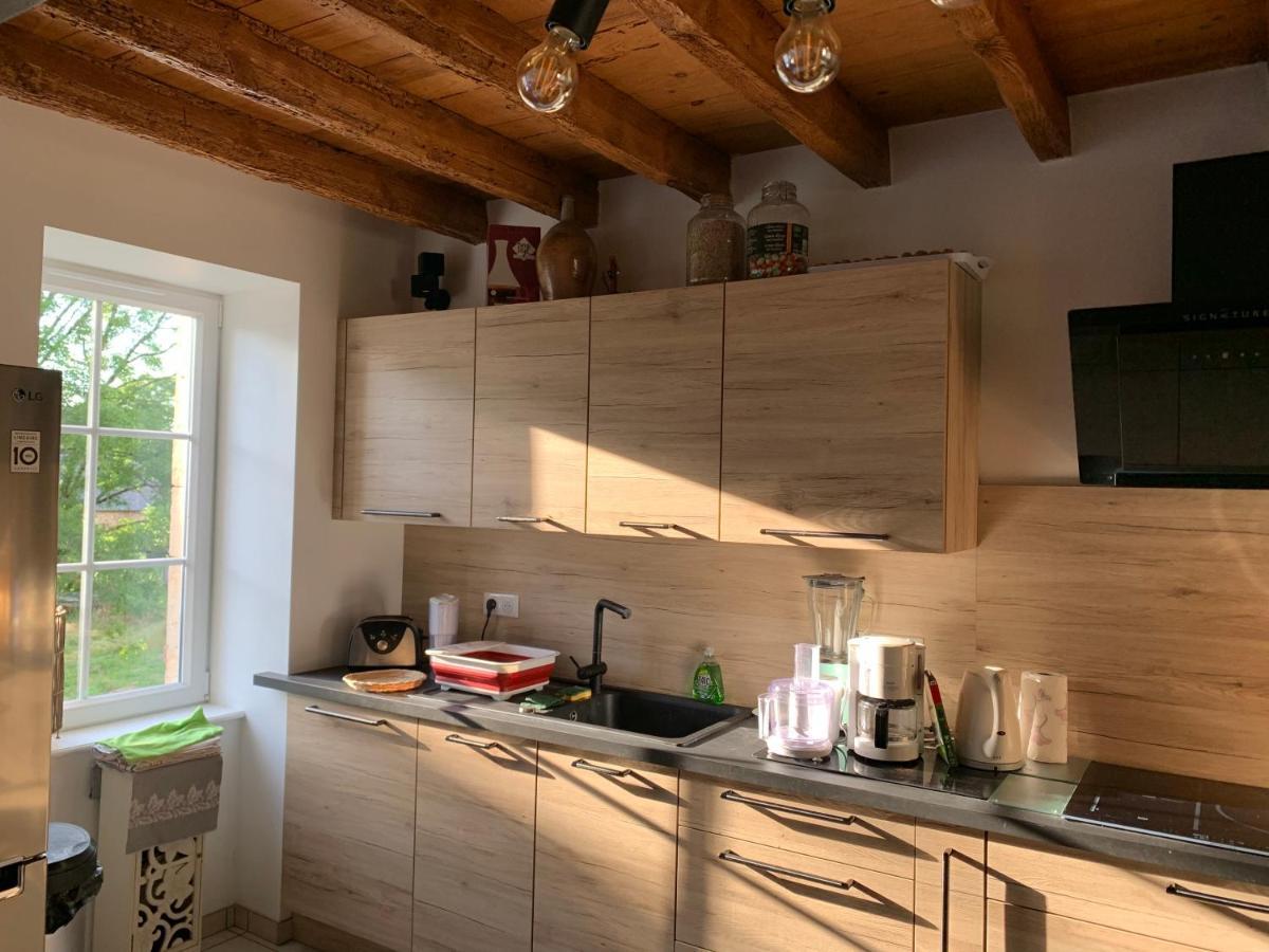Busset Liages Situe Dans Le Bourbonnais 1 Chambres Lit Double Et Un Clic Clac Экстерьер фото